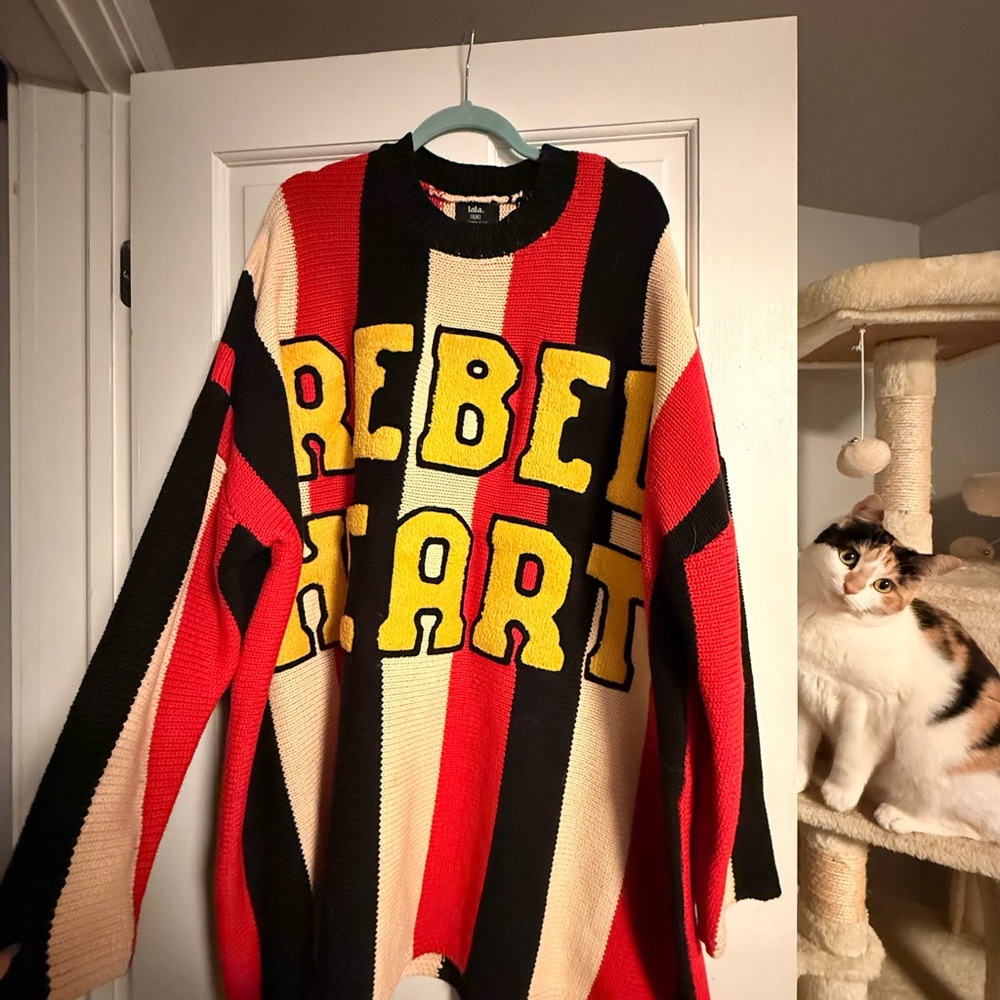 Dressed in LaLa Rebel Heart Sweater Dress - Picture 3 of 5